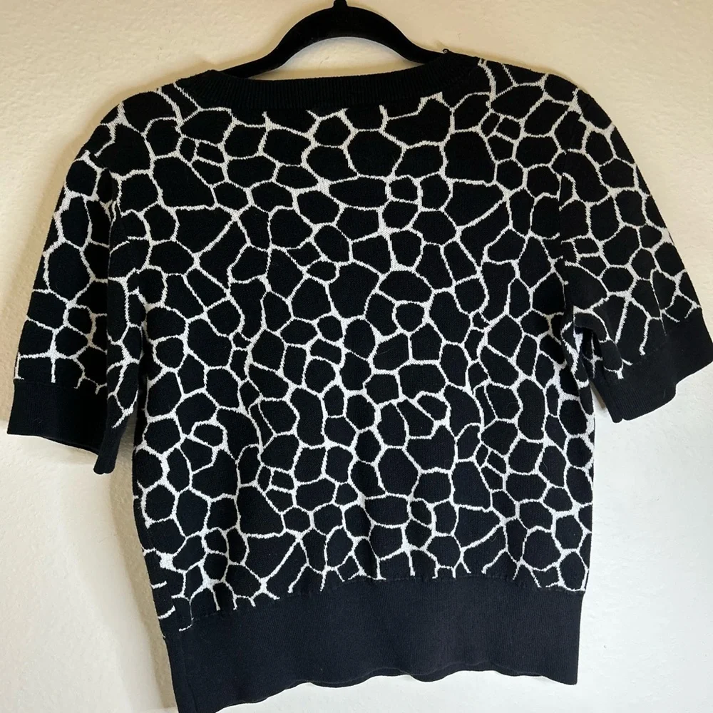 Michael Kors Black and White Patterned Sweater - Picture 2 of 4